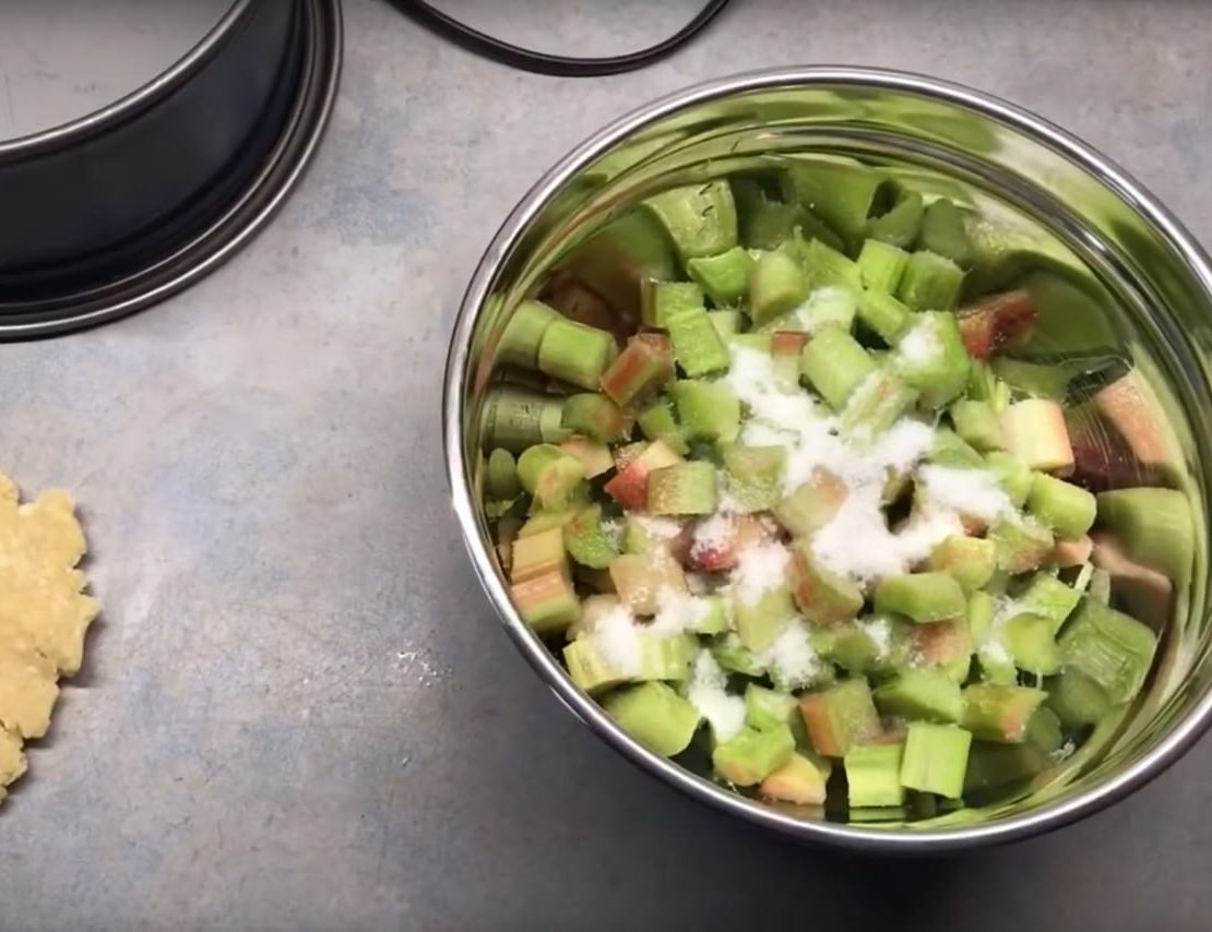Rhabarber-Frischkäse-Baiser Anleitung
