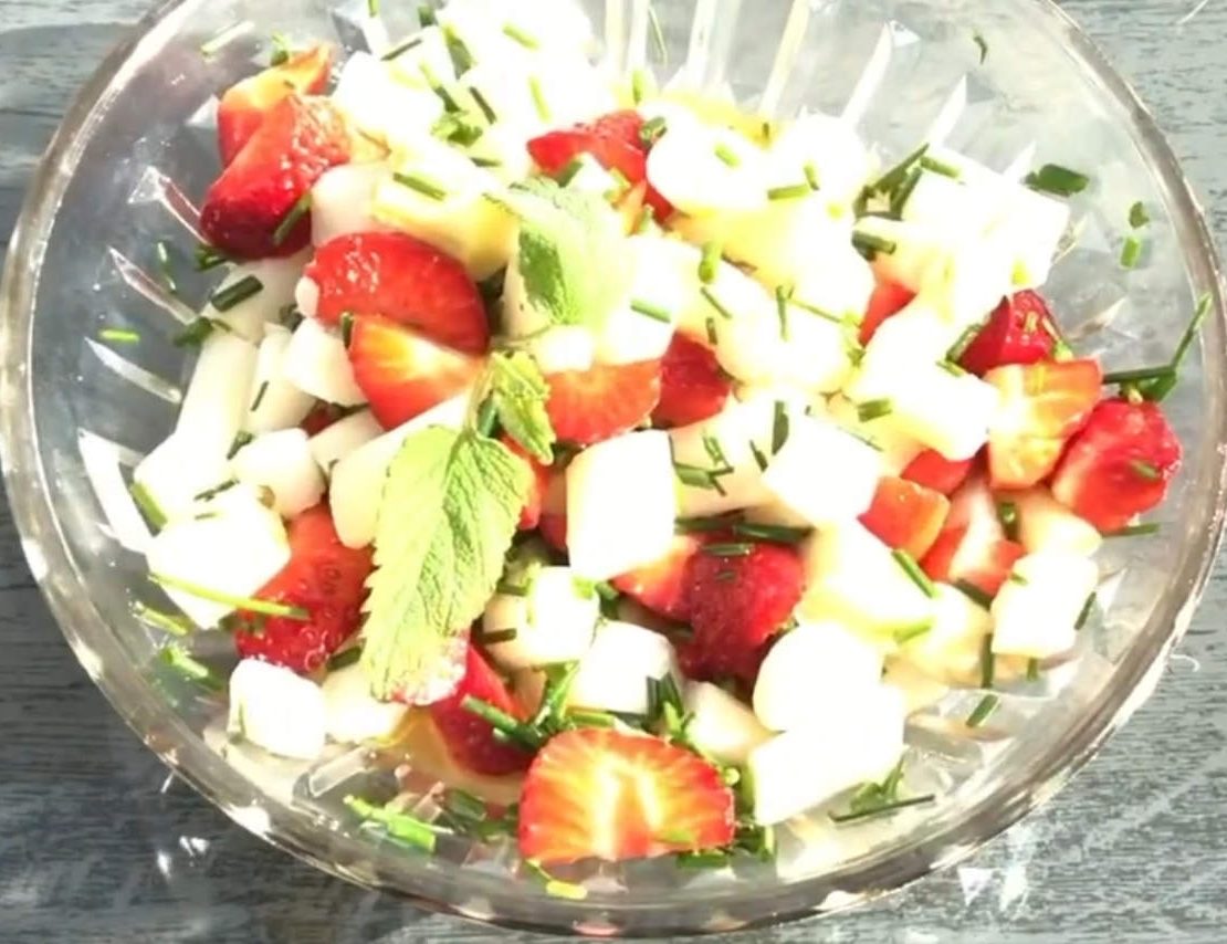 Spargel-Erdbeer-Salat Anleitung